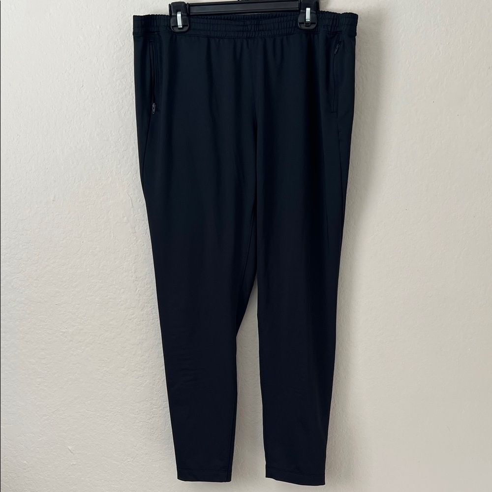 Brooks Men's Black Joggers Track Pants with DrawString in SIze XL